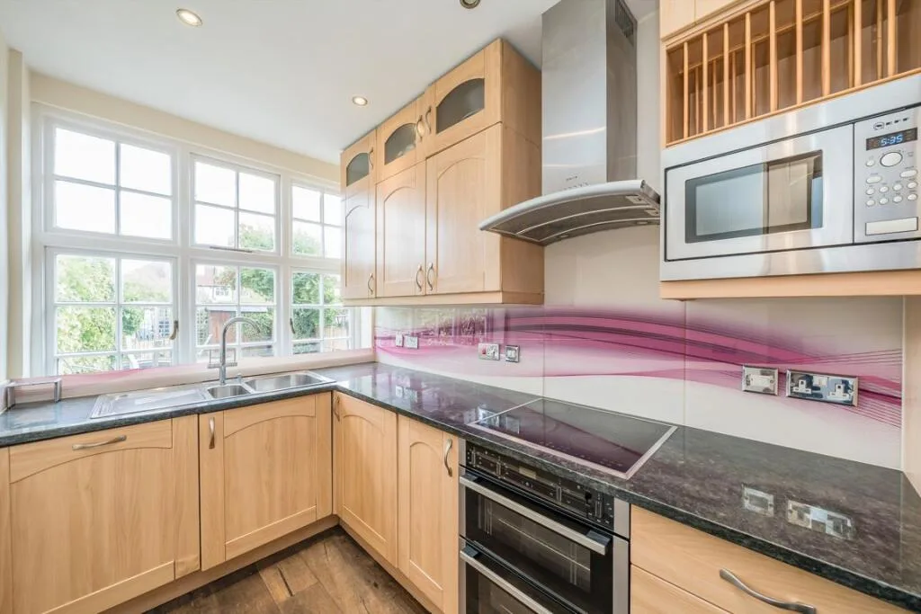 3 bedroom flat for rent