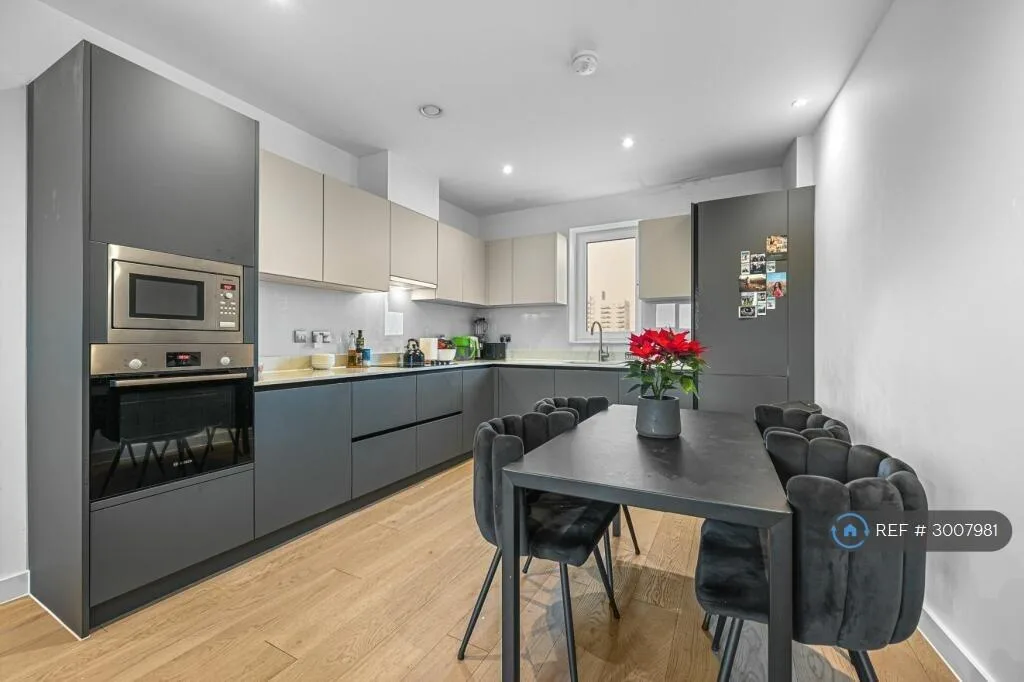 2 bedroom flat for rent