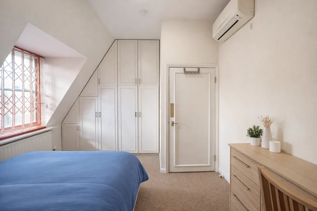 4 bedroom flat for rent