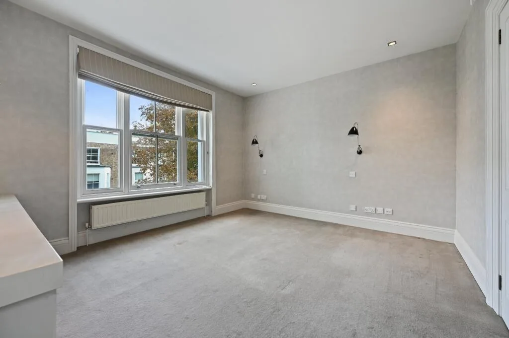 5 bedroom terraced house for rent