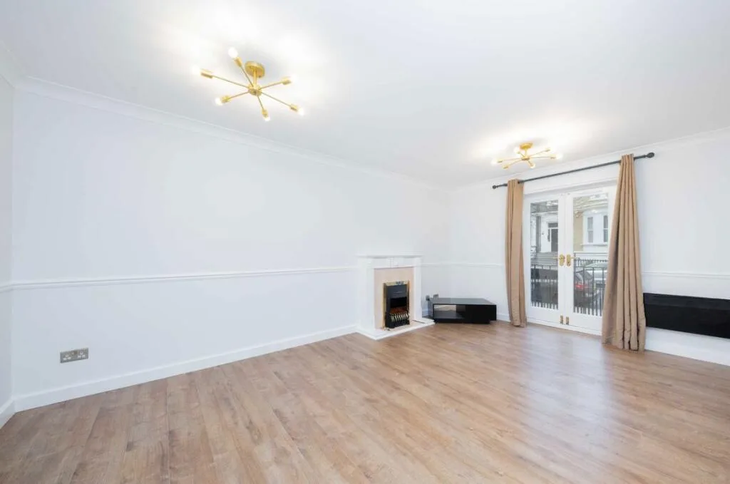 2 bedroom flat for rent