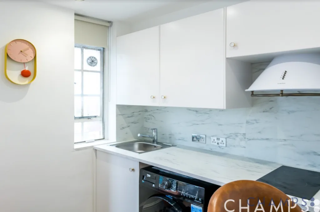 Studio flat for rent
