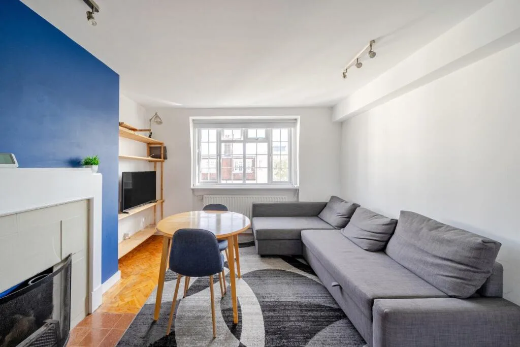 2 bedroom flat for rent
