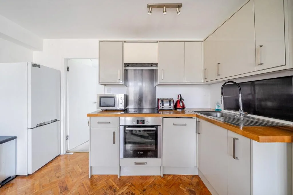 2 bedroom flat for rent