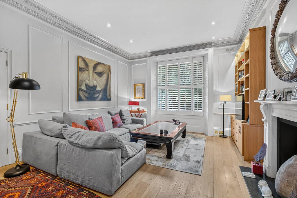 5 bedroom terraced house for rent