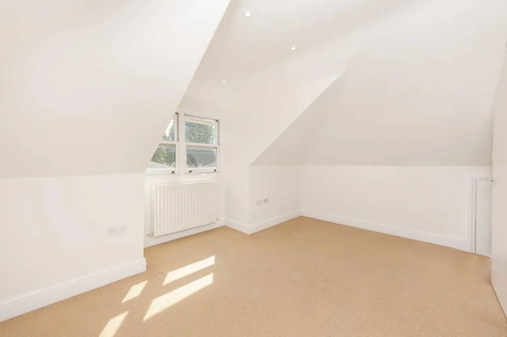 3 bedroom semi-detached house for rent