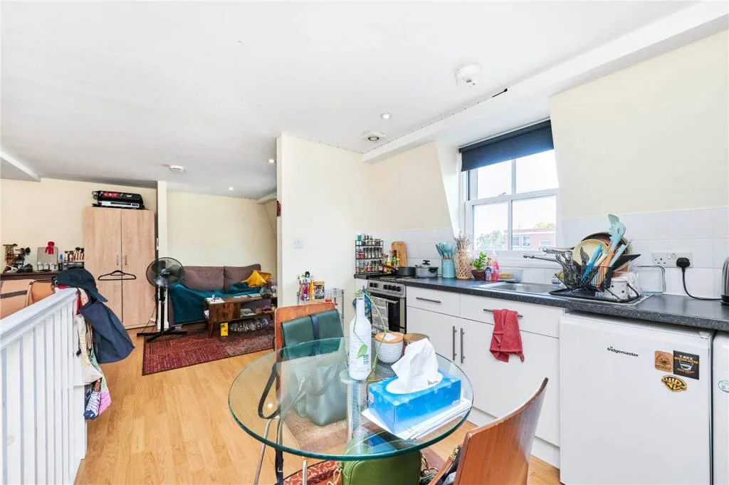 Studio flat for rent