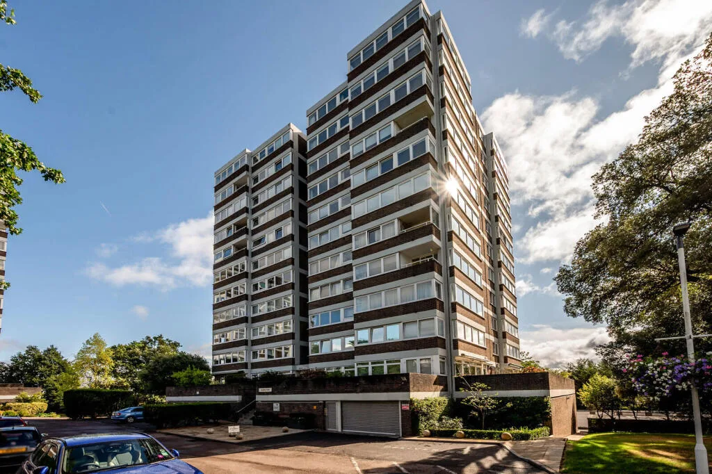 2 bedroom flat for rent