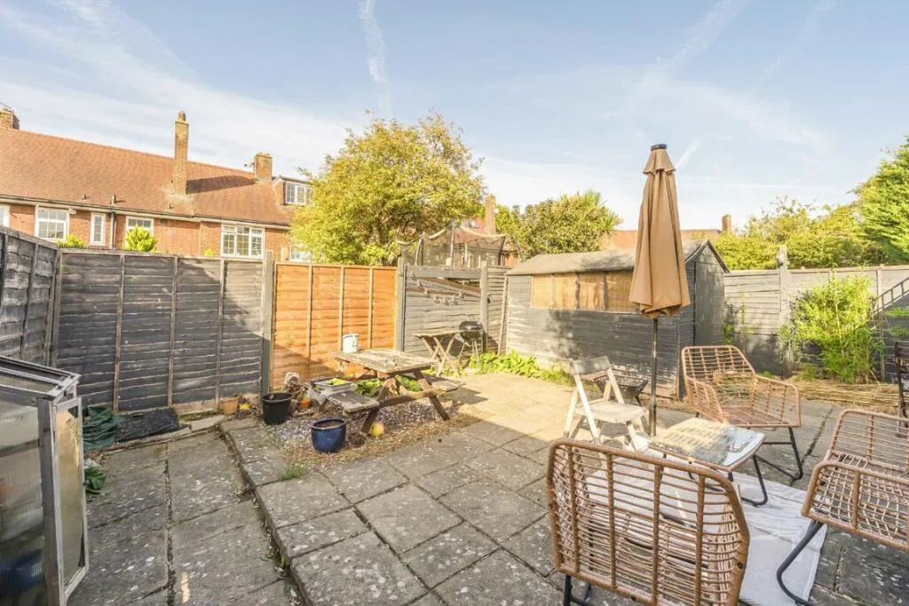 2 bedroom flat for rent