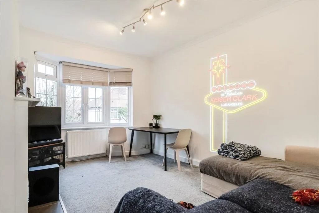 2 bedroom flat for rent