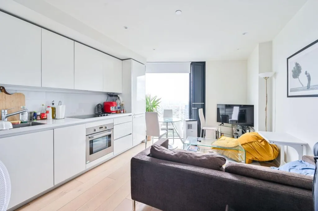 Studio flat for rent