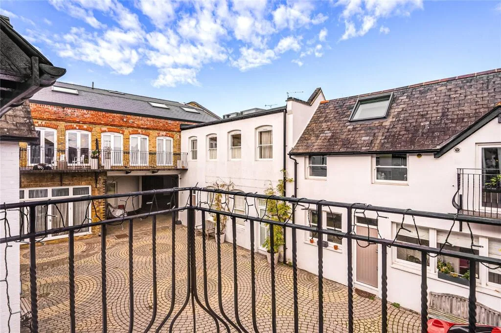2 bedroom terraced house for rent