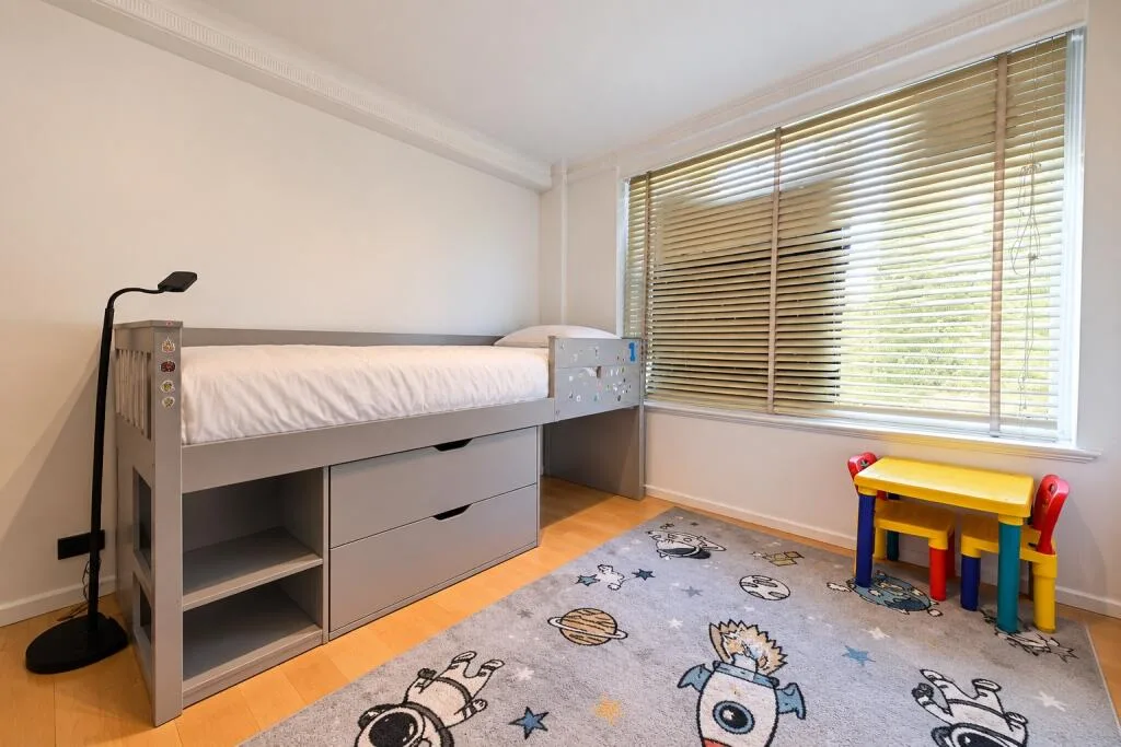 3 bedroom flat for rent