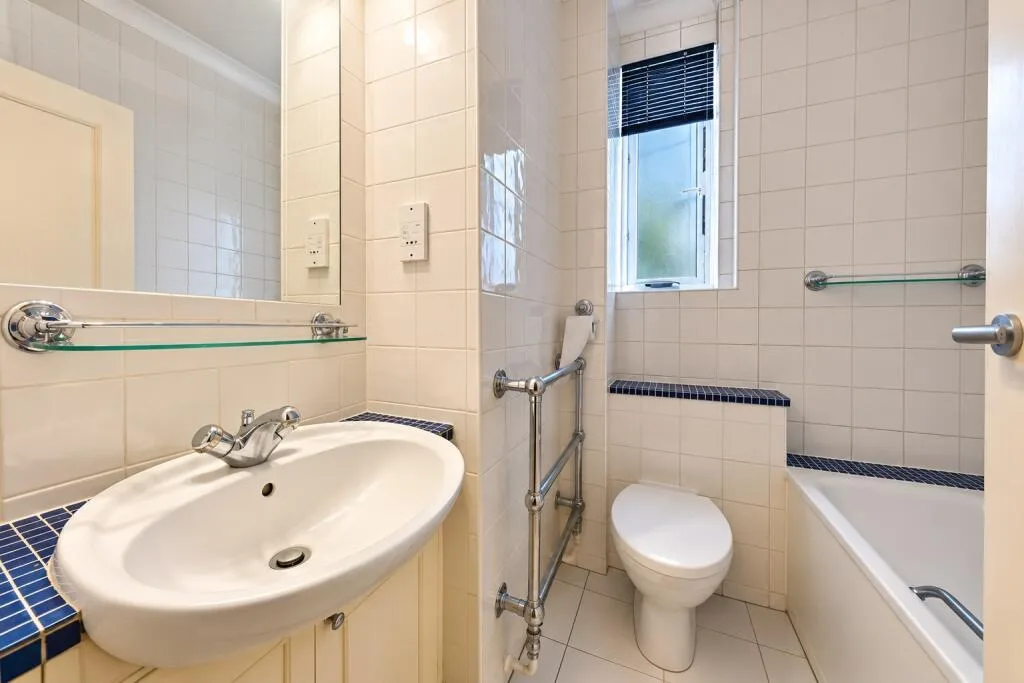 3 bedroom flat for rent