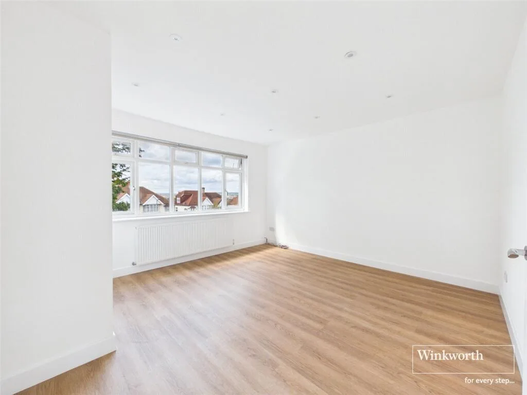 2 bedroom maisonette for rent