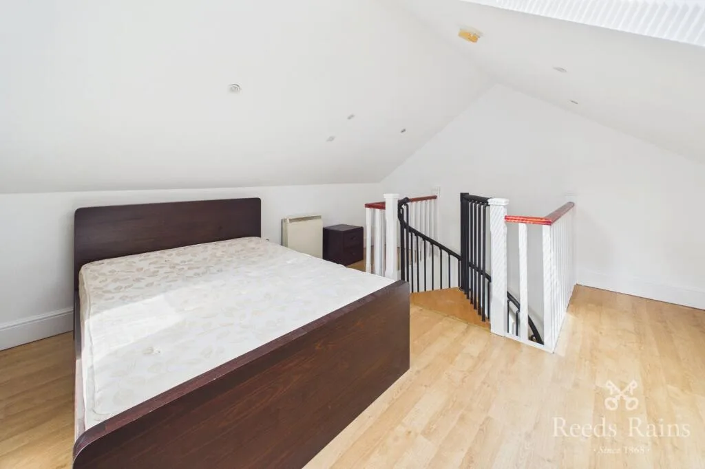 1 bedroom semi-detached house for rent