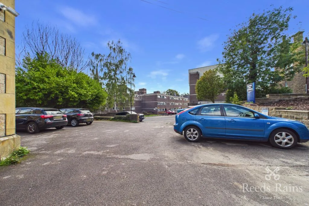 1 bedroom semi-detached house for rent