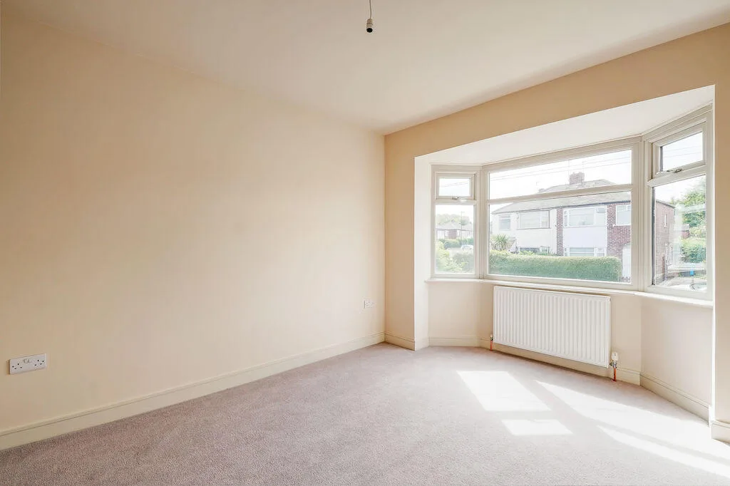 3 bedroom semi-detached house for rent
