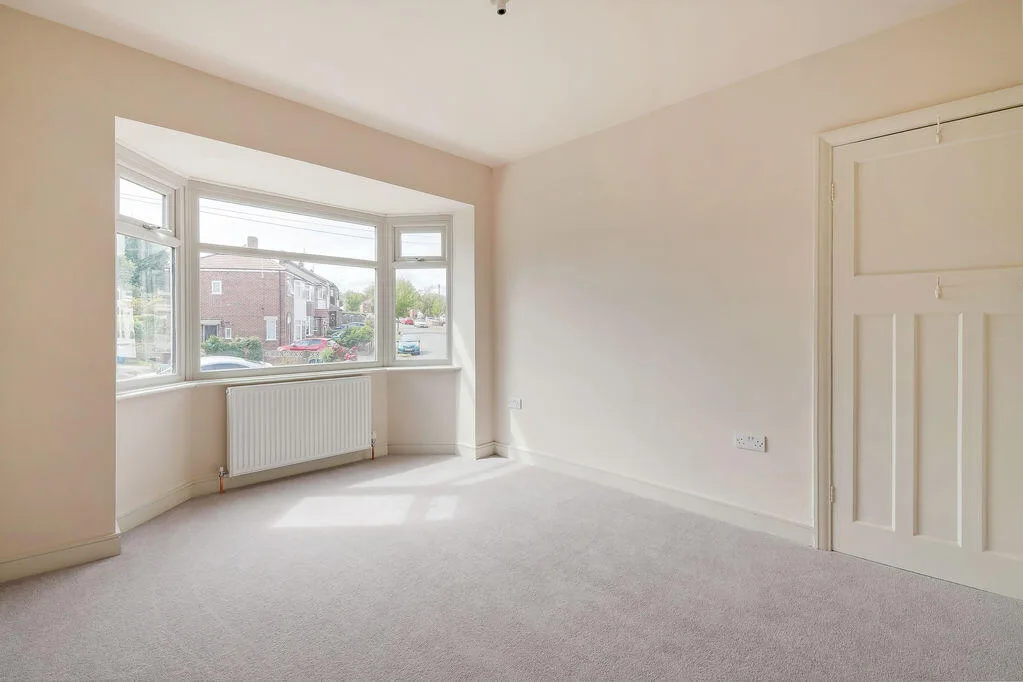 3 bedroom semi-detached house for rent