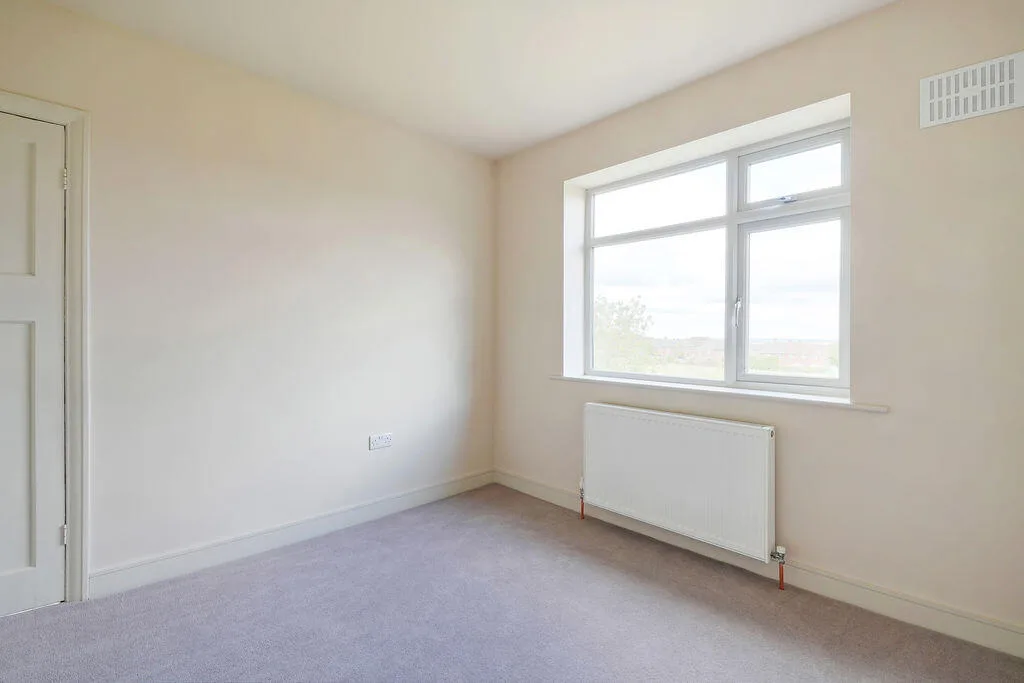 3 bedroom semi-detached house for rent