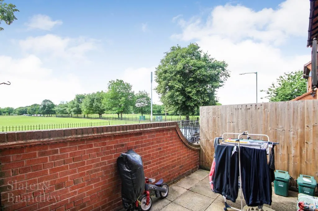 2 bedroom terraced house for rent