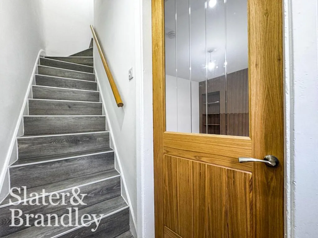 2 bedroom terraced house for rent
