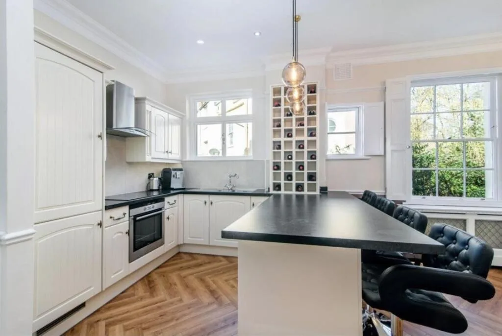 2 bedroom flat for rent