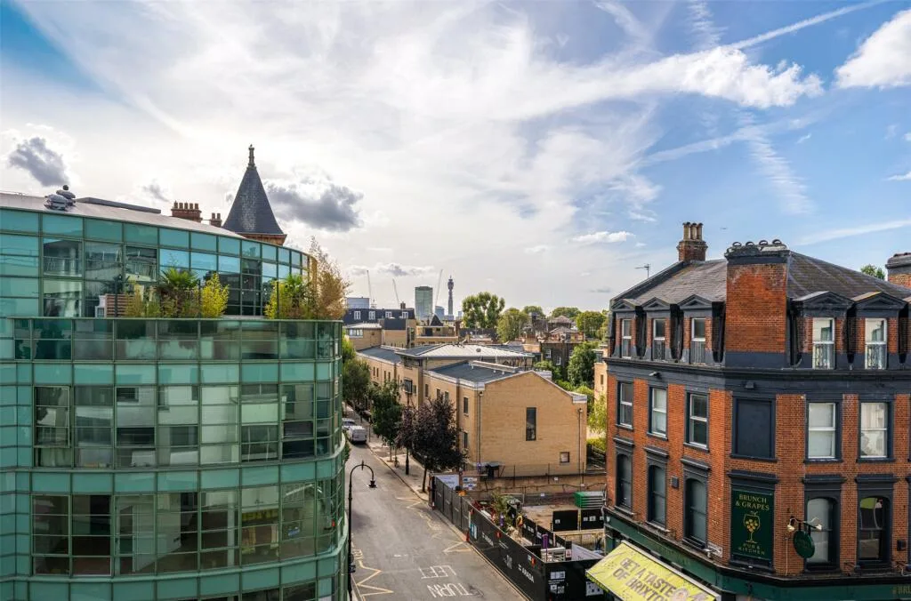 3 bedroom flat for rent
