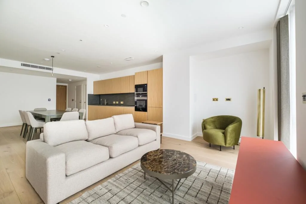 3 bedroom flat for rent