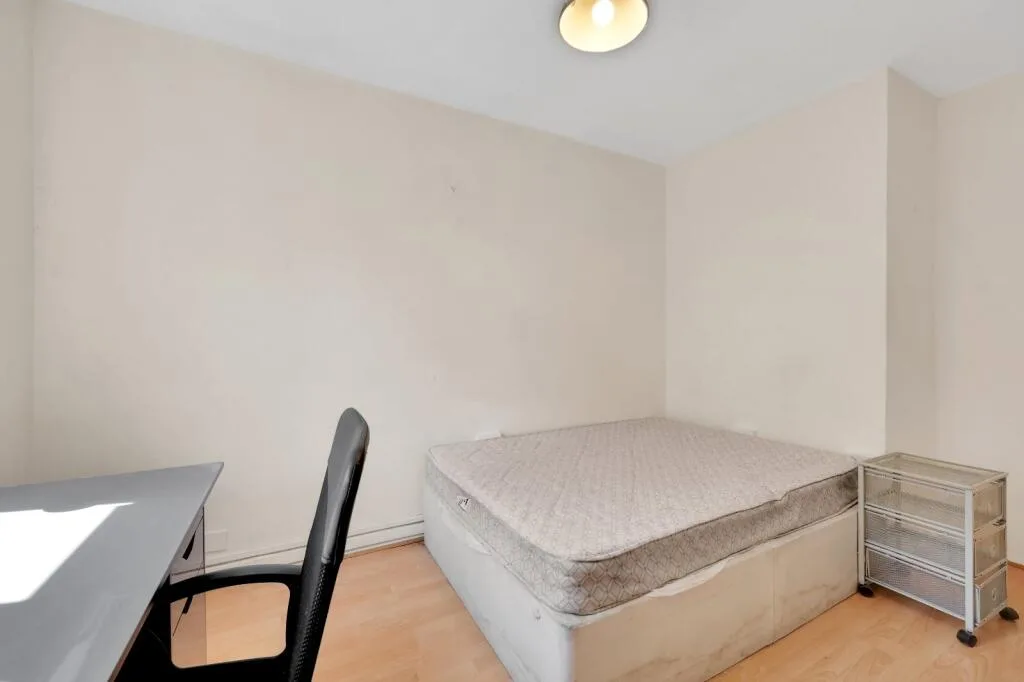 4 bedroom flat for rent