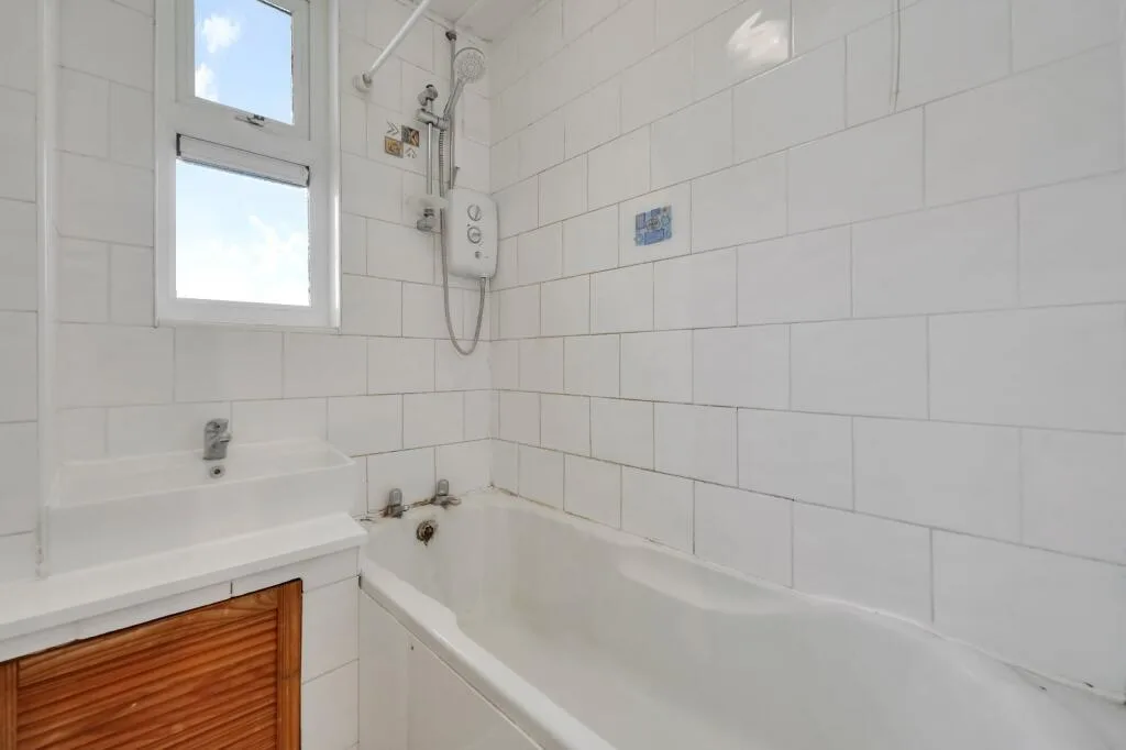 4 bedroom flat for rent