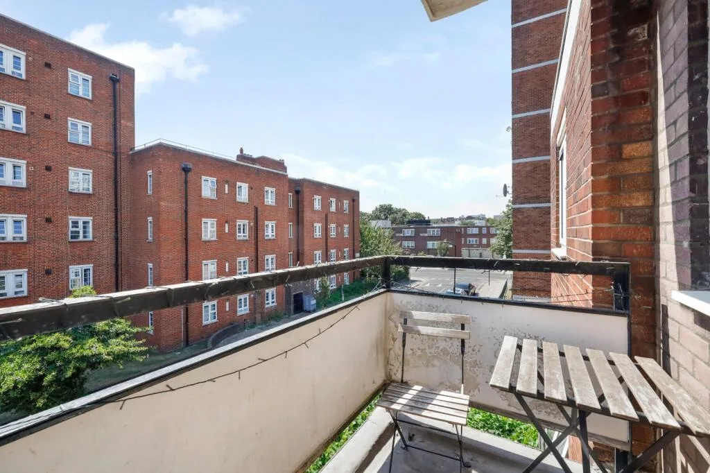 4 bedroom flat for rent