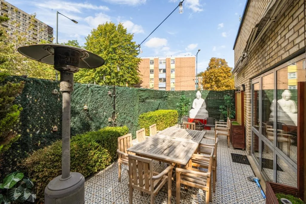 3 bedroom apartment for rent