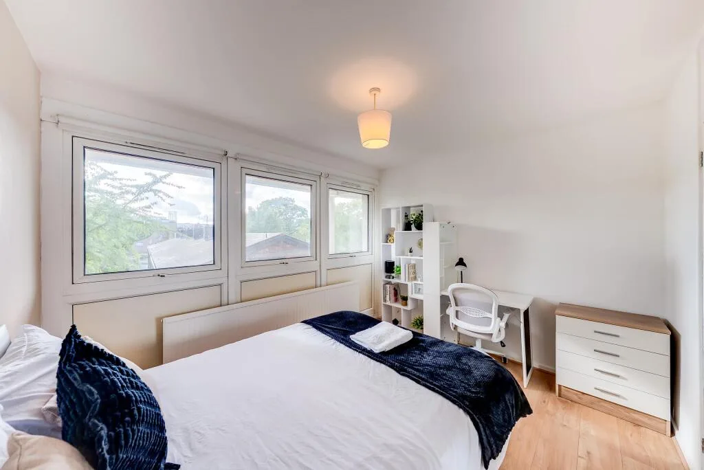 3 bedroom flat for rent