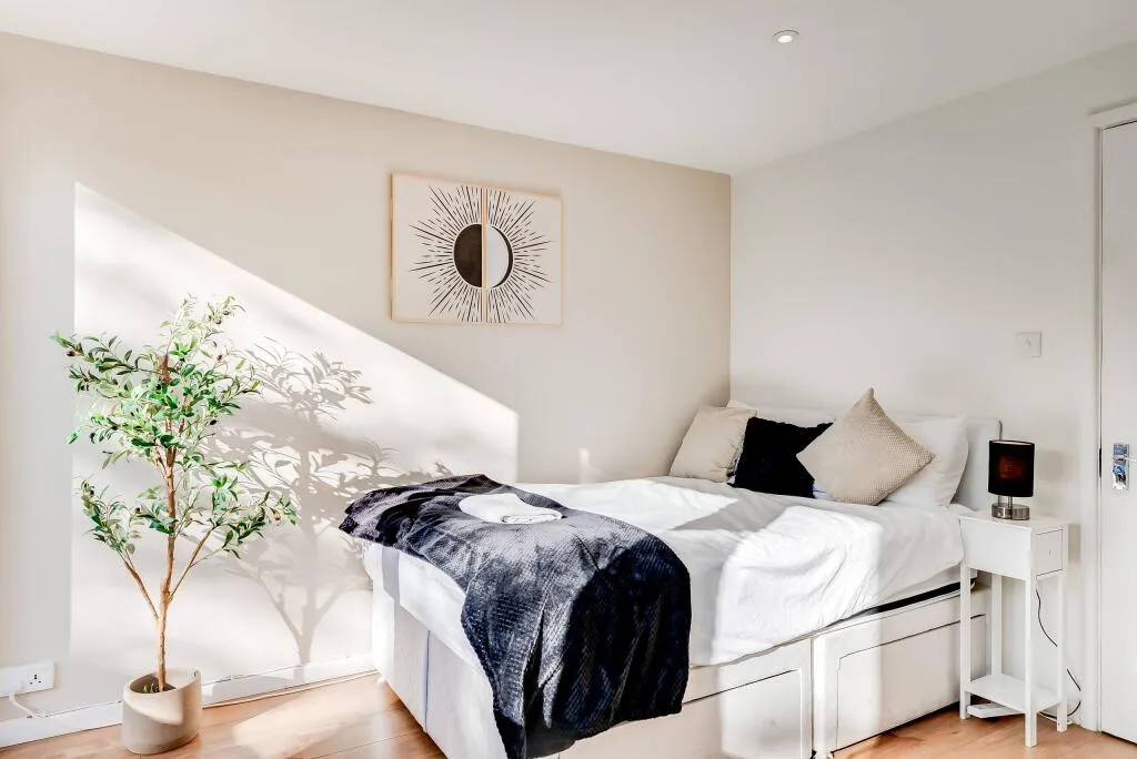 3 bedroom flat for rent