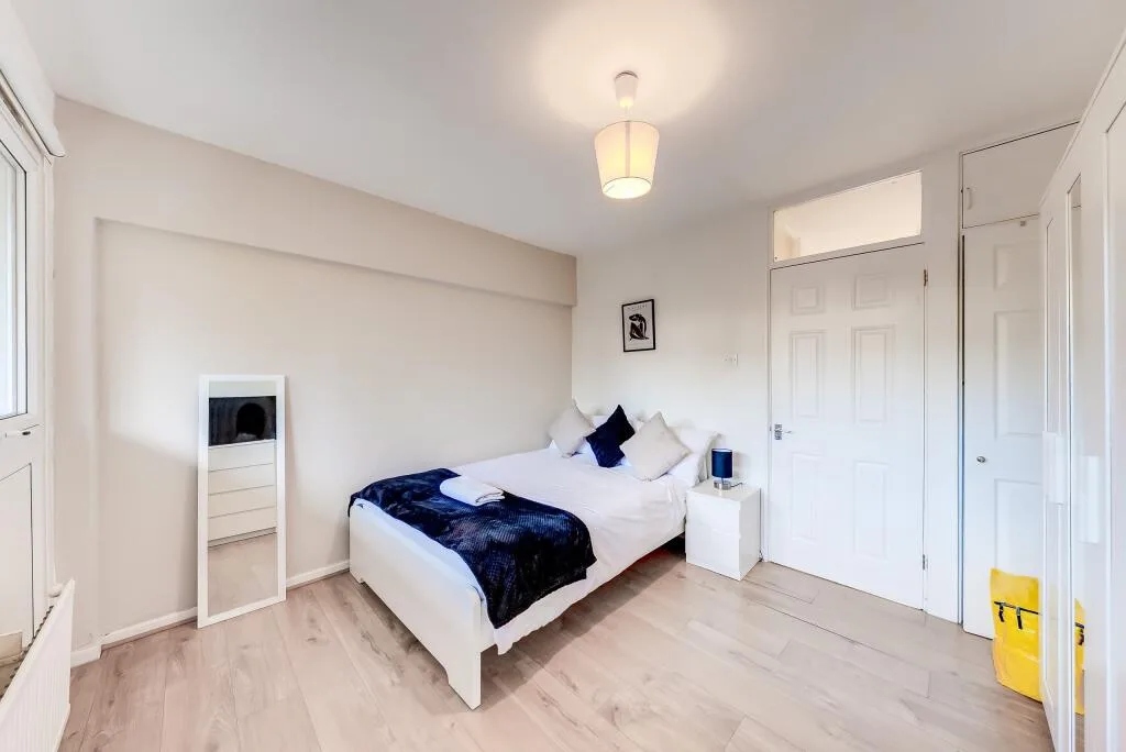 3 bedroom flat for rent