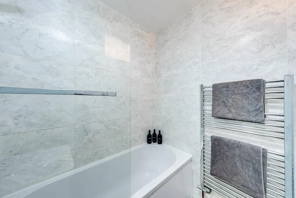 3 bedroom flat for rent