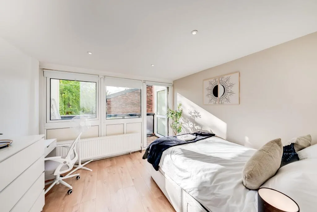 3 bedroom flat for rent