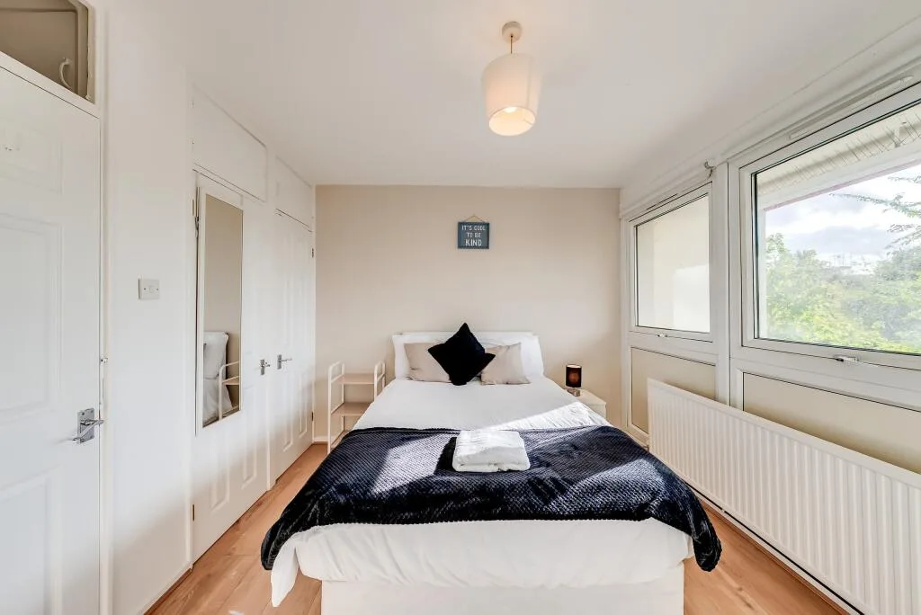 3 bedroom flat for rent