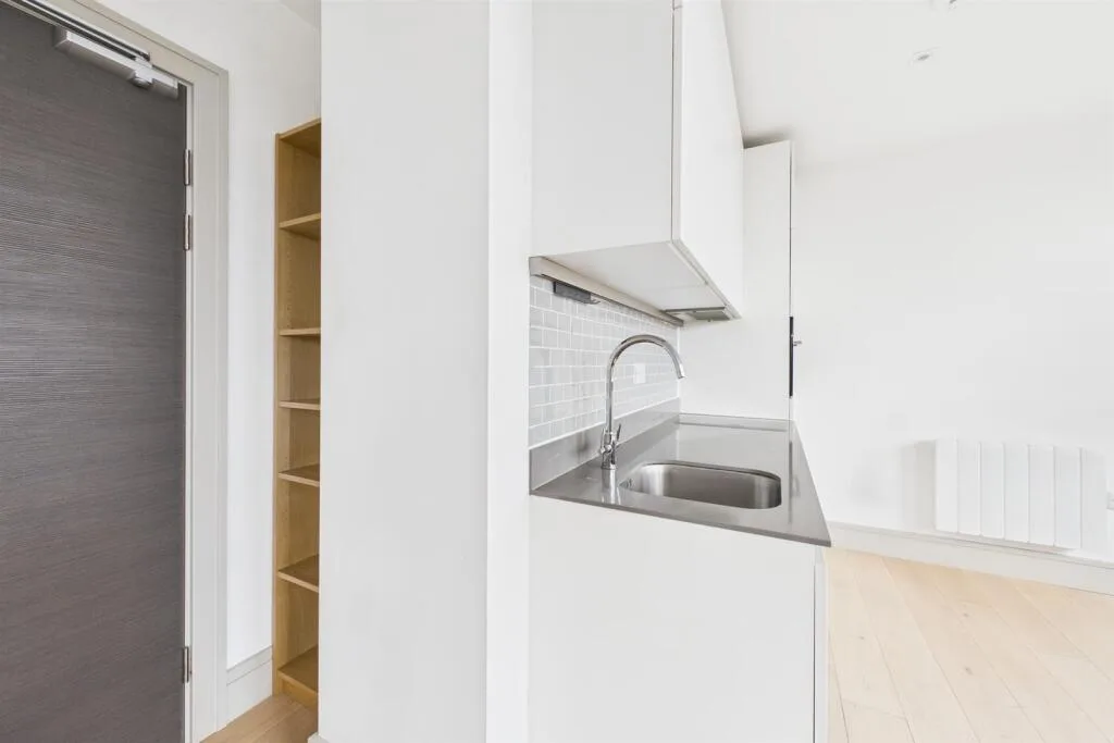 Studio apartment for rent