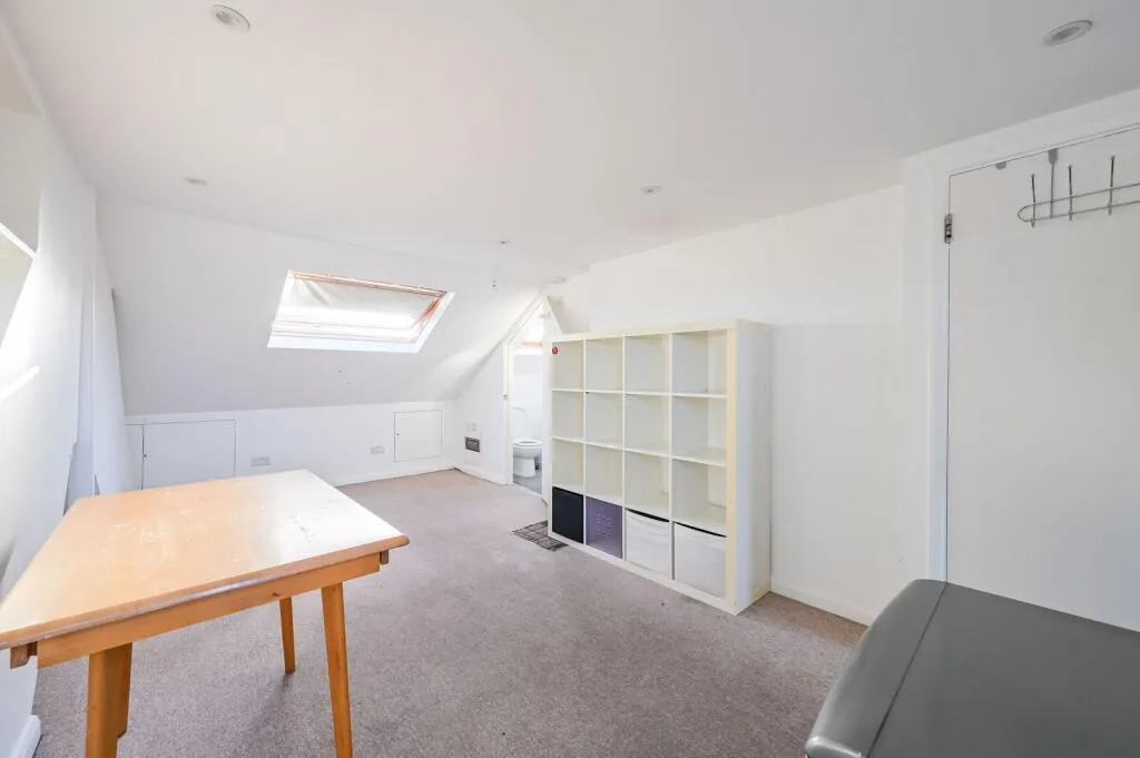 4 bedroom terraced house for rent