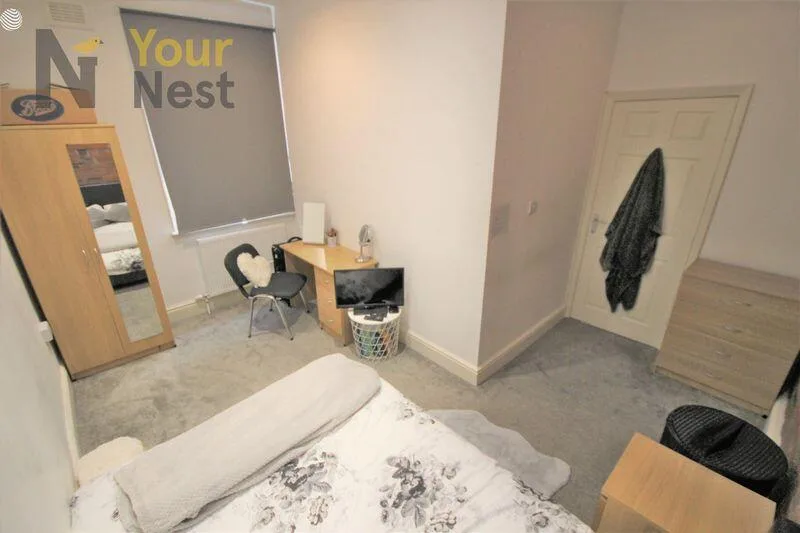 4 bedroom terraced house for rent