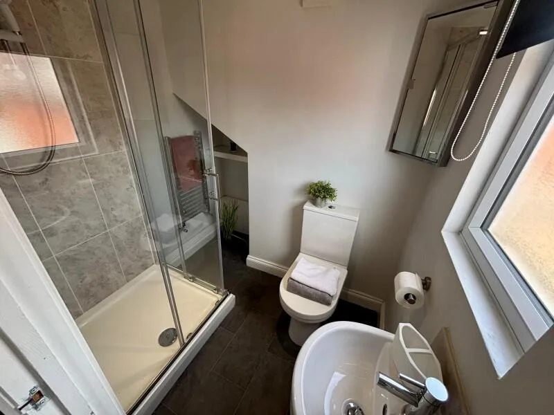 2 bedroom terraced house for rent