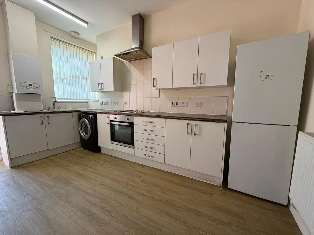 2 bedroom detached house for rent