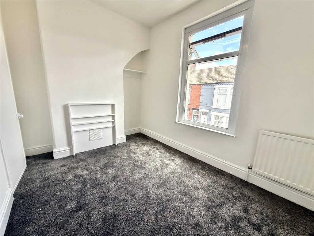 3 bedroom end of terrace house for rent
