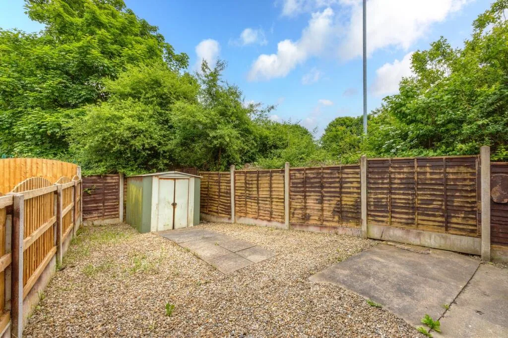 3 bedroom town house for rent