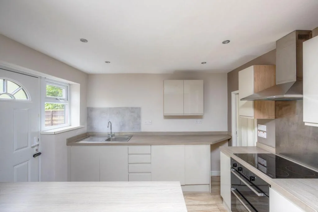 3 bedroom town house for rent