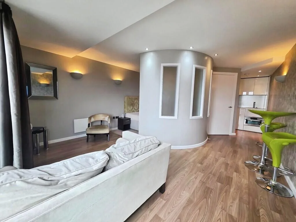 Studio apartment for rent