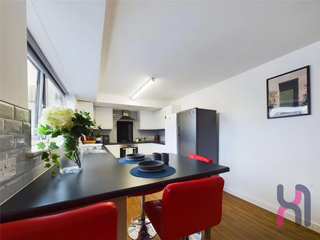 1 bedroom private hall for rent