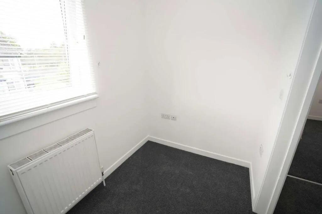 2 bedroom semi-detached house for rent